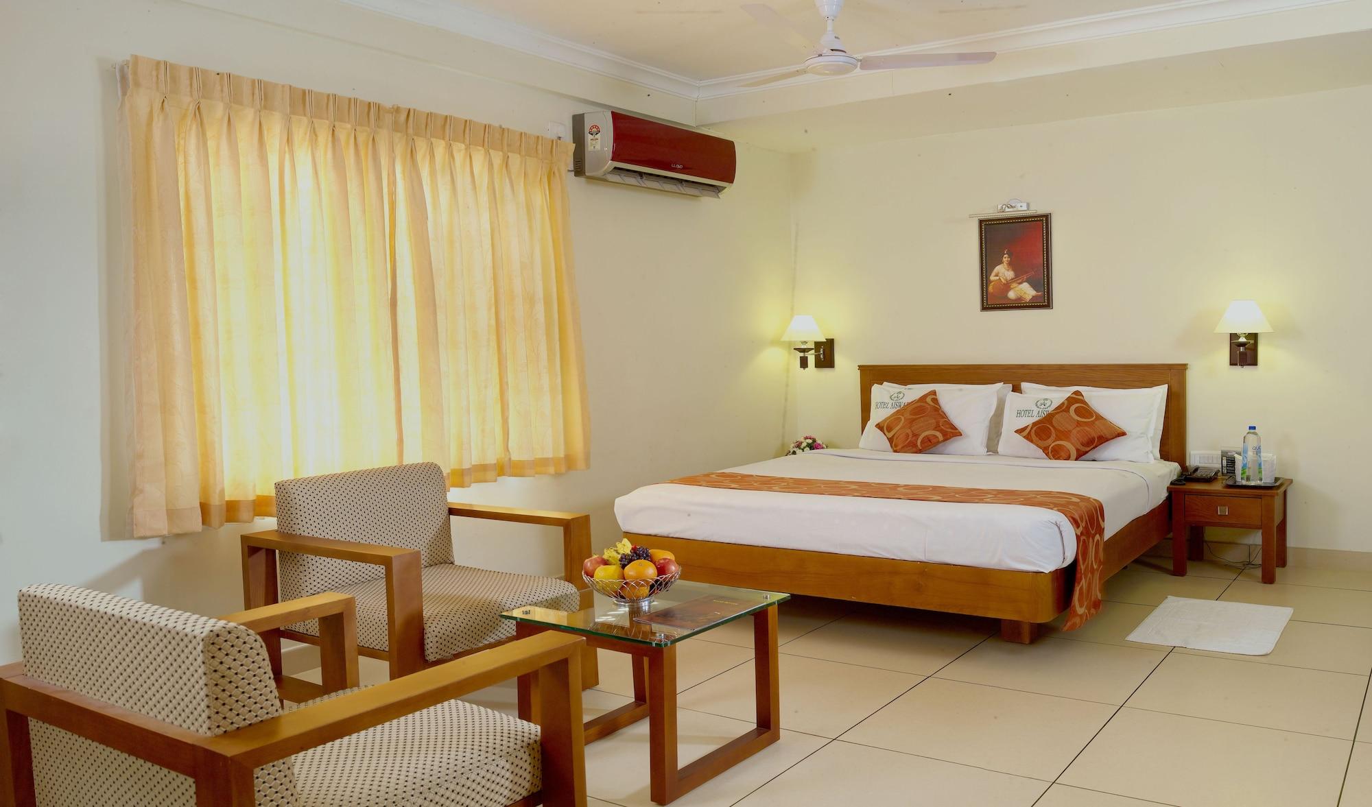 Hotel Aiswarya Kochi Exterior foto